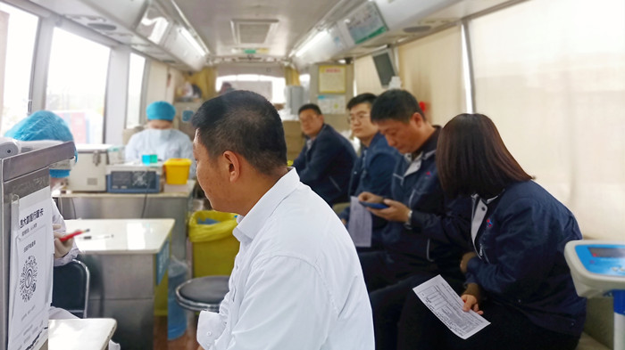 沈陽航空產(chǎn)業(yè)集團組織員工開展“獻熱血、踐初心”無償獻血活動